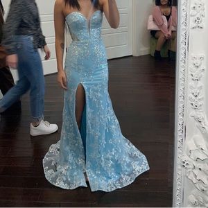 WORN ONCE sherri hill dress!! Size 00